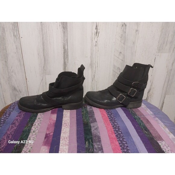 Steve Madden COLONY Leather Black Booties Moto Biker Boots 3 Buckles ~ Size 9 M - Picture 6 of 9